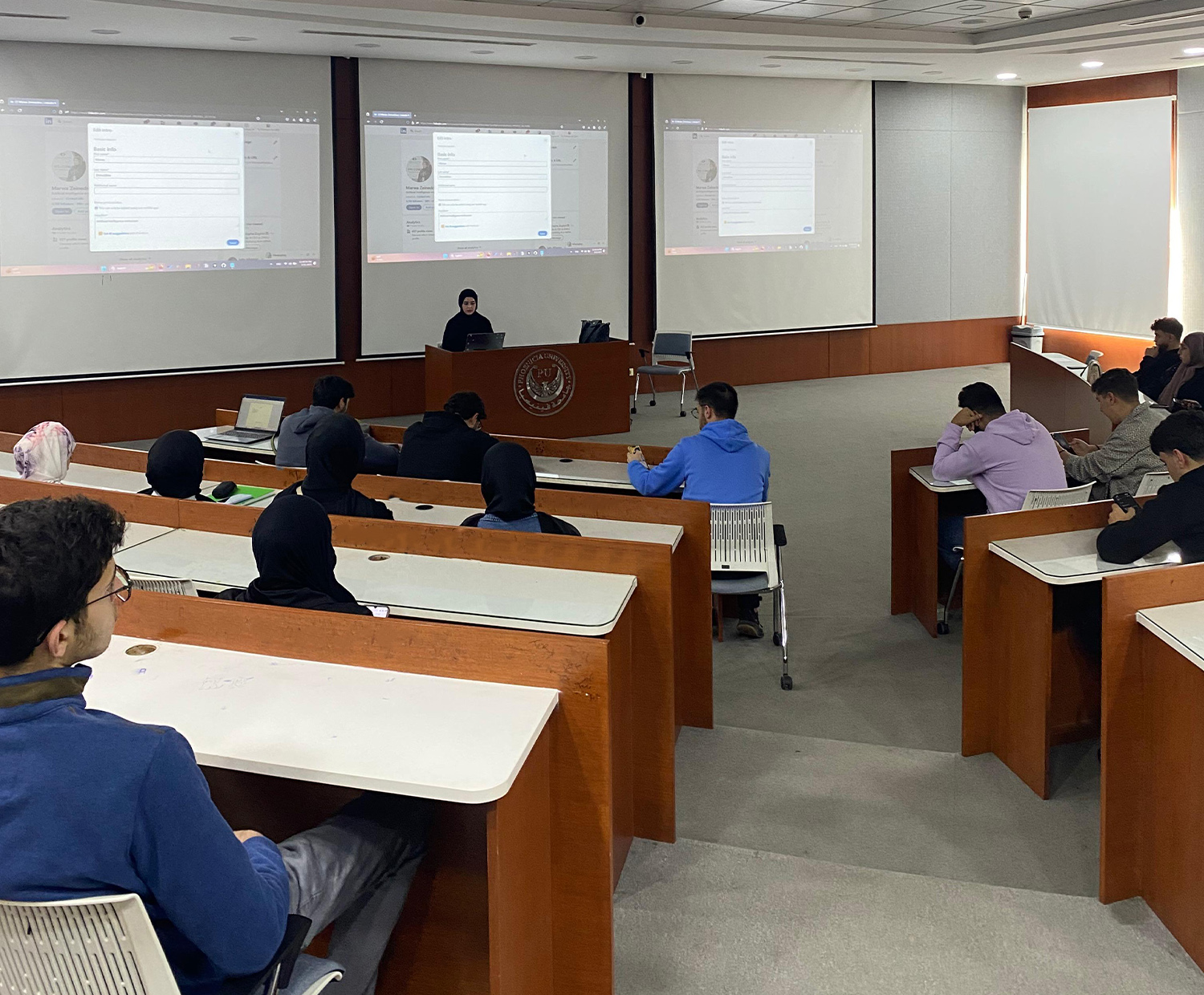 University-Level LinkedIn Workshop